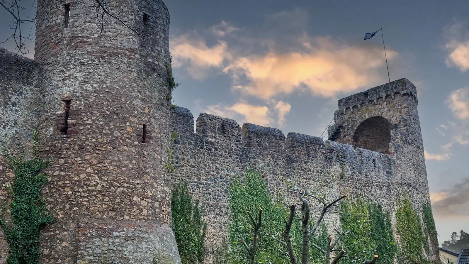 Eifelleben Hillesheim-Gebiete Sommer 1 km