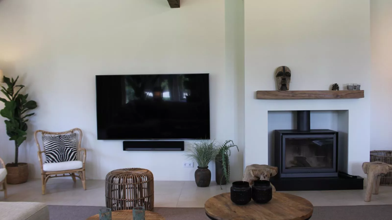 Les Palmiers-Living room