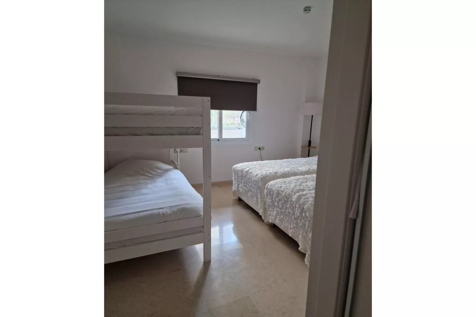 CT 375 - Faro's Cozy Dream in Elviria - Marbella-Schlafzimmer