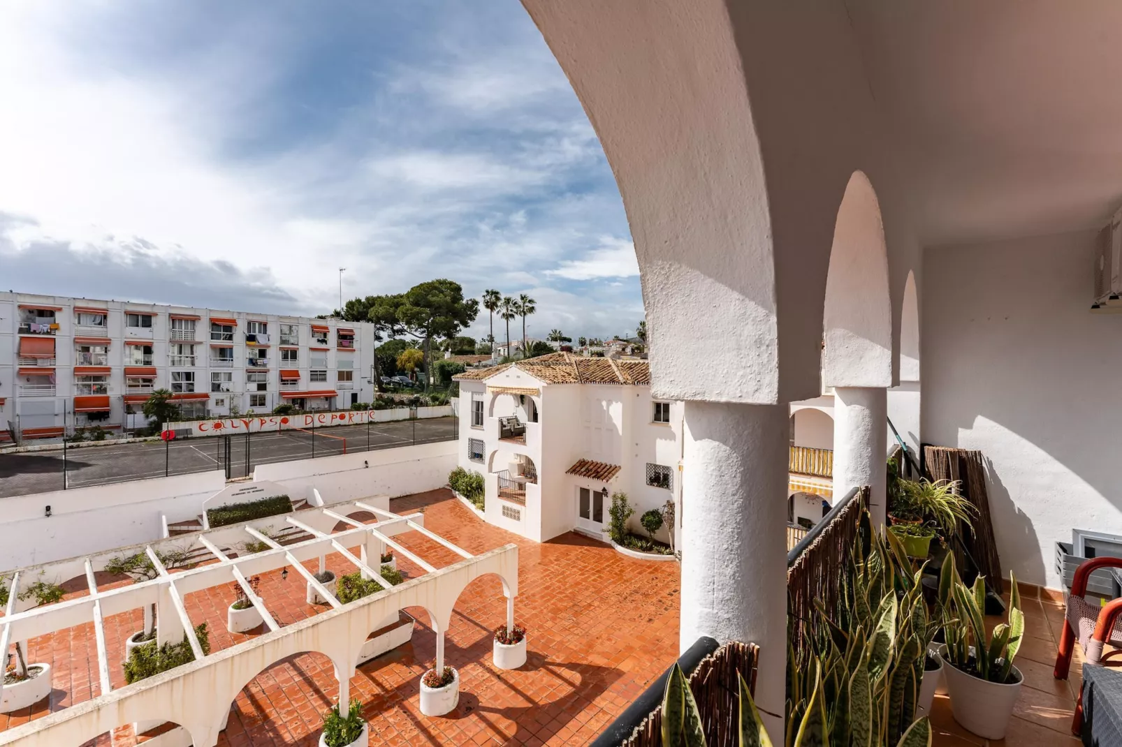 CT 376 - Faro's Calypso Duplex Penthouse - Walking distance to Beach-Terrace balcony
