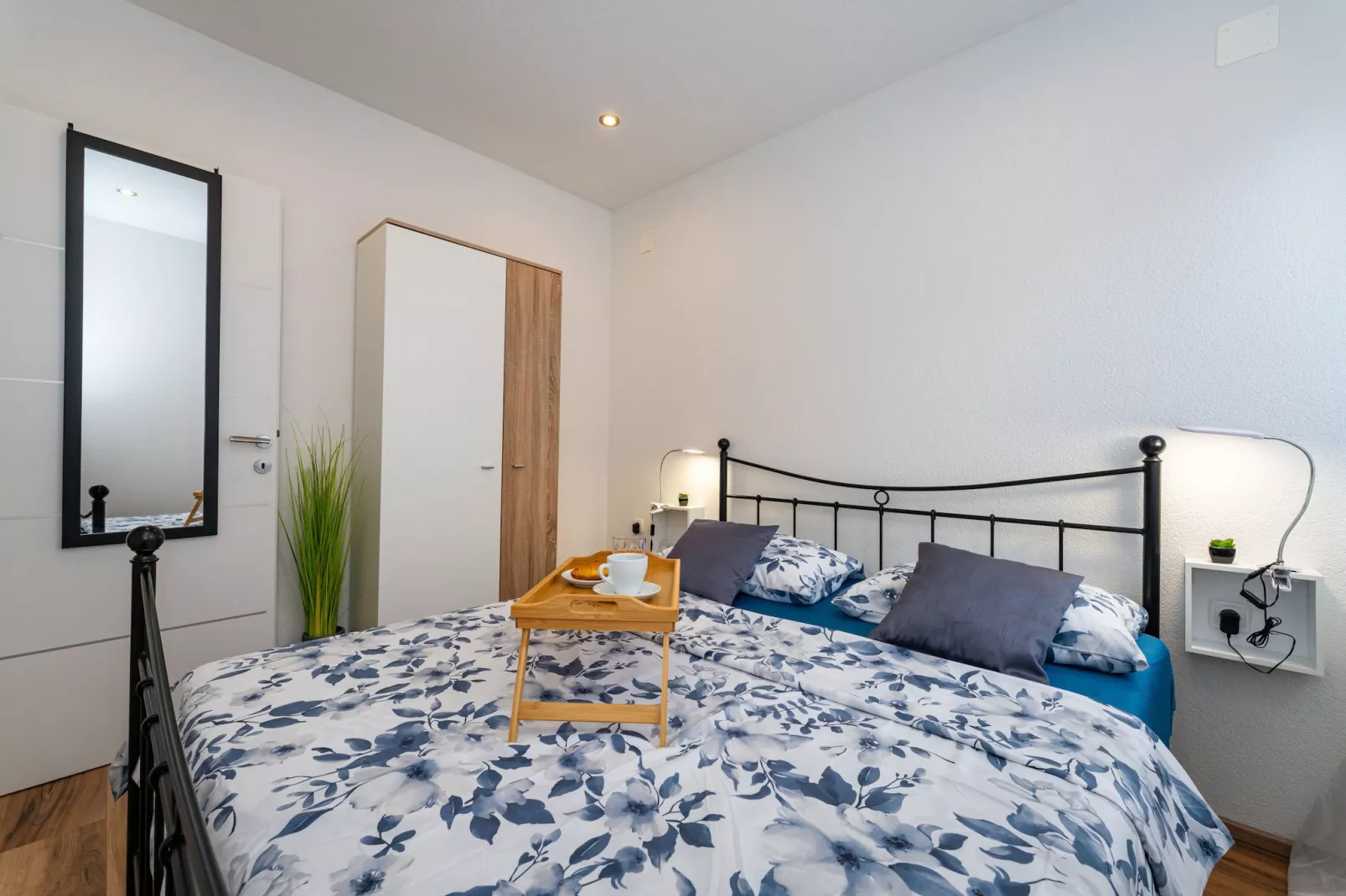 Apartment Nikita with private pool-Bedroom