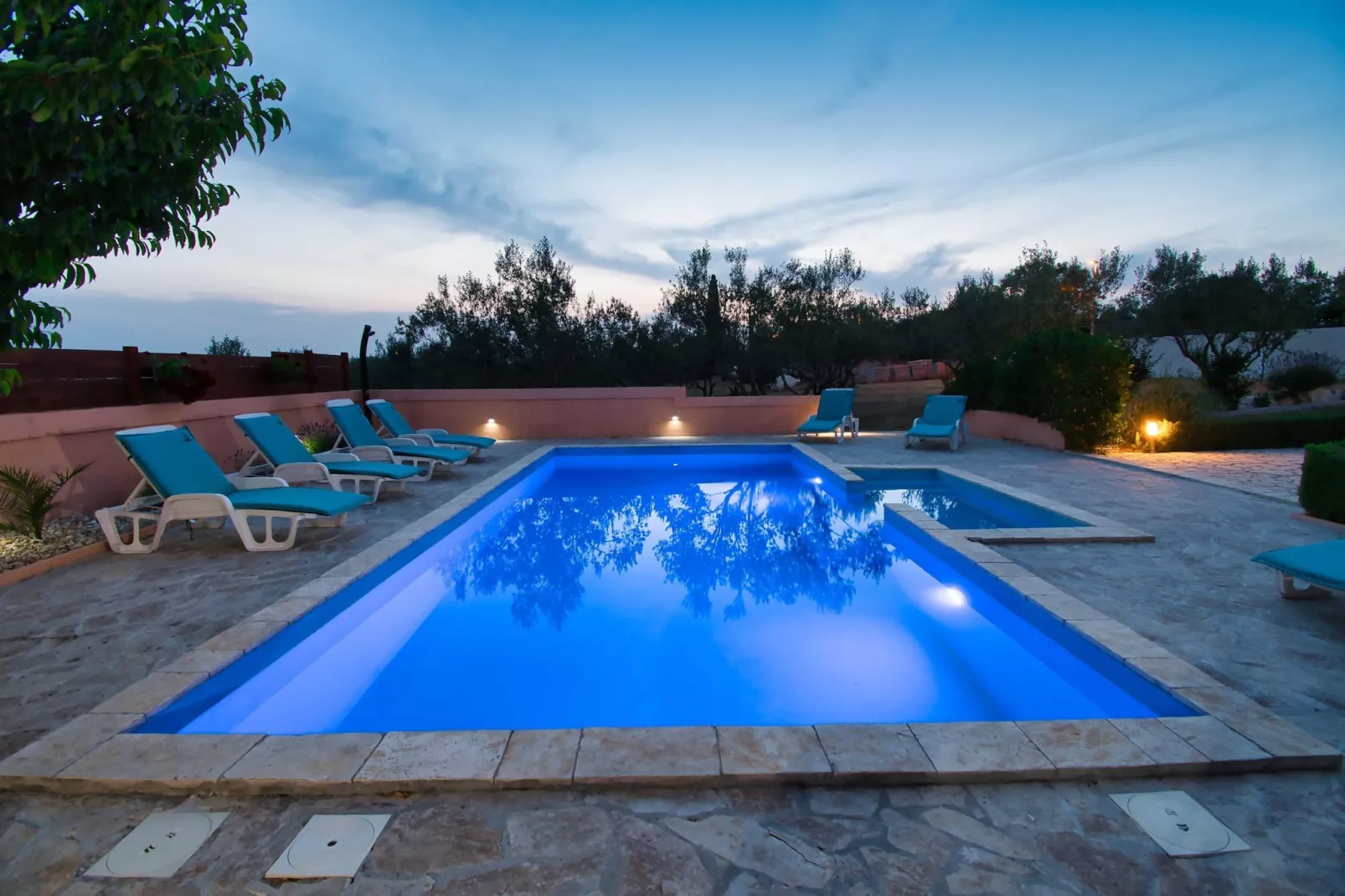 Apartment Visocane with private pool-Schwimmbad