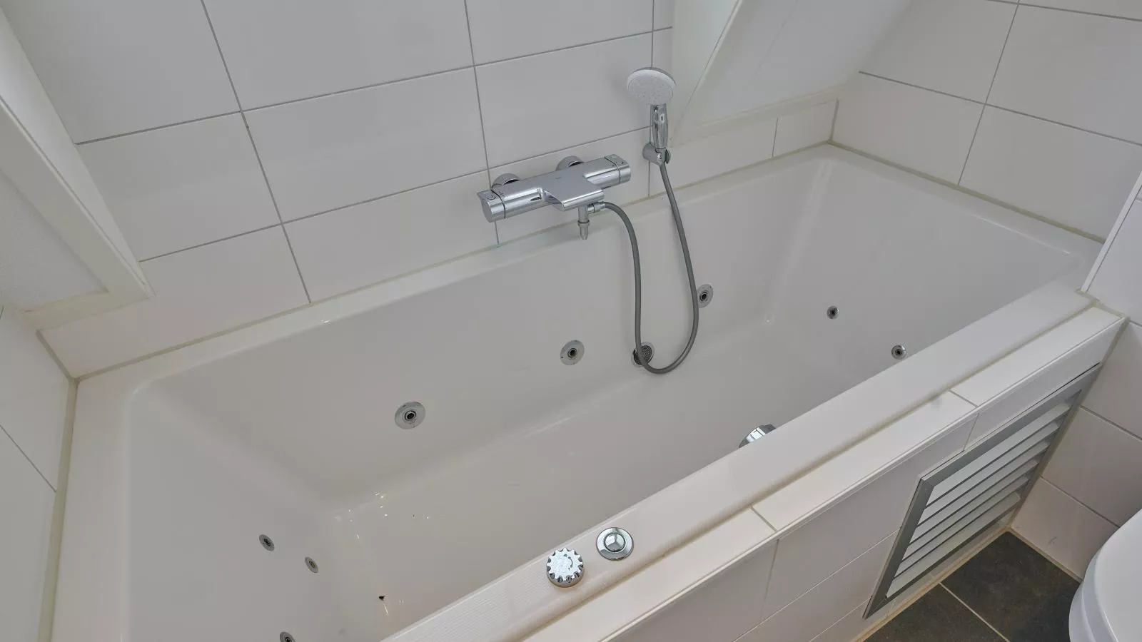 SeaLuxe Suite 27i-Wellnessbereich