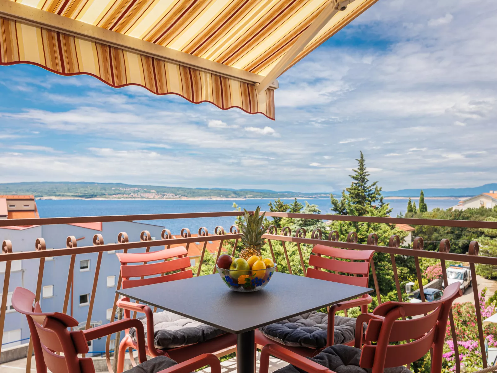 Sunset Vista-Outside