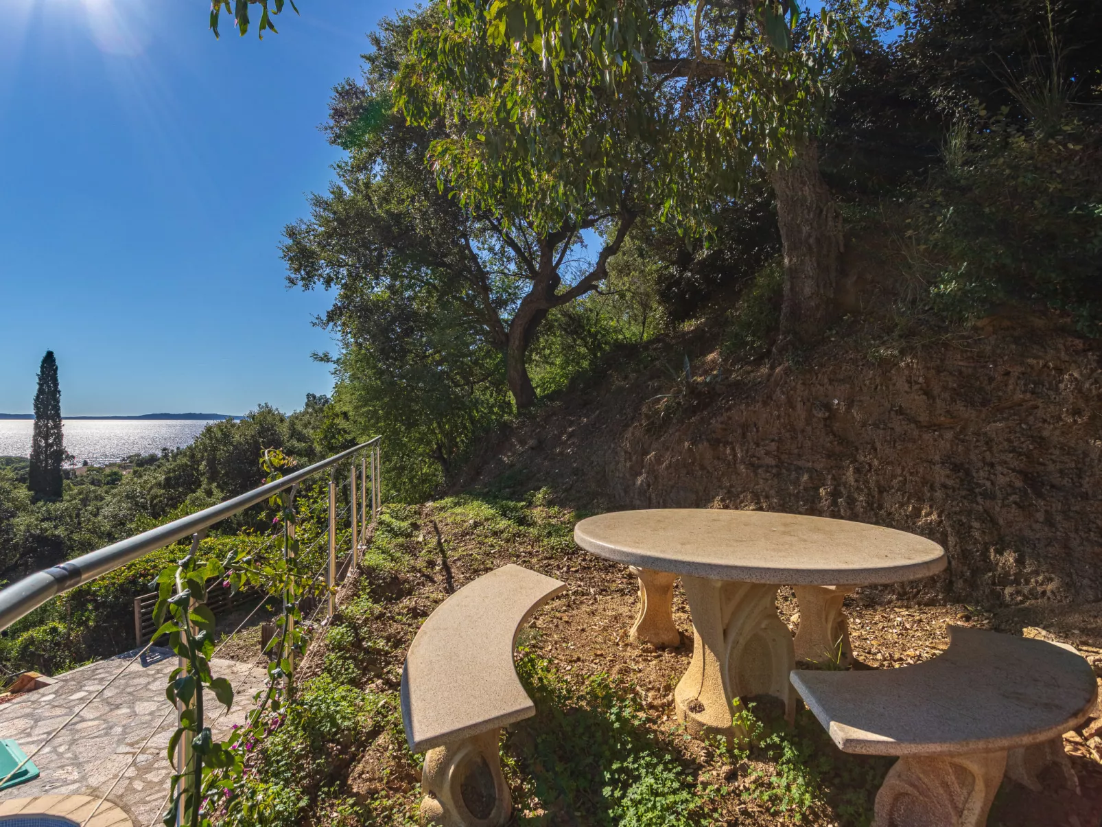 Villa du Canadel-Outside