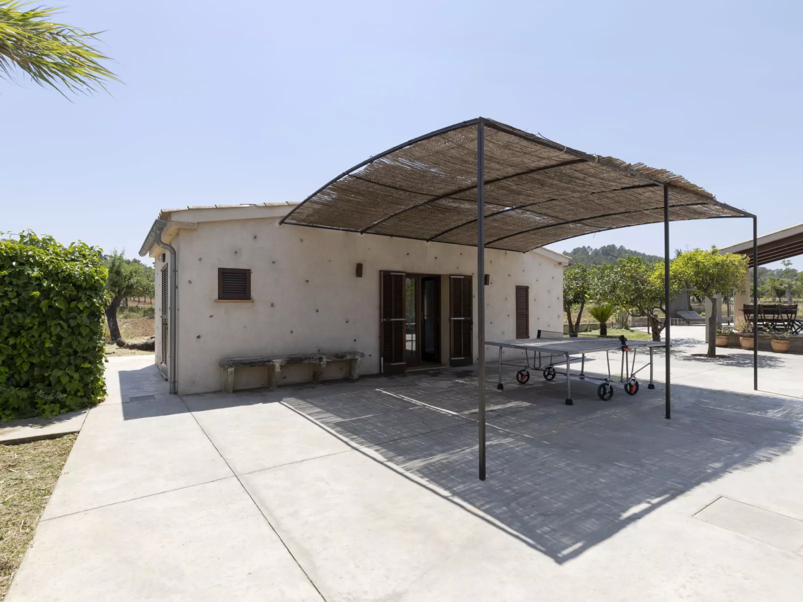 Cas Ciutada-Draußen