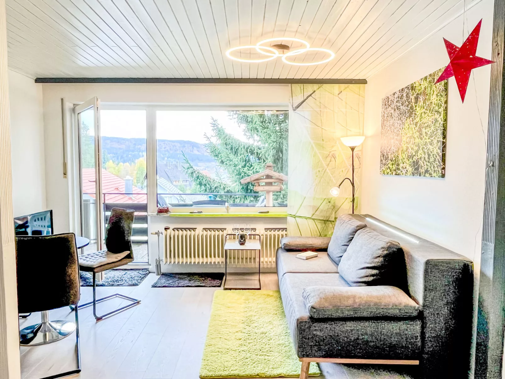 Sonnige Aussichten-Drinnen