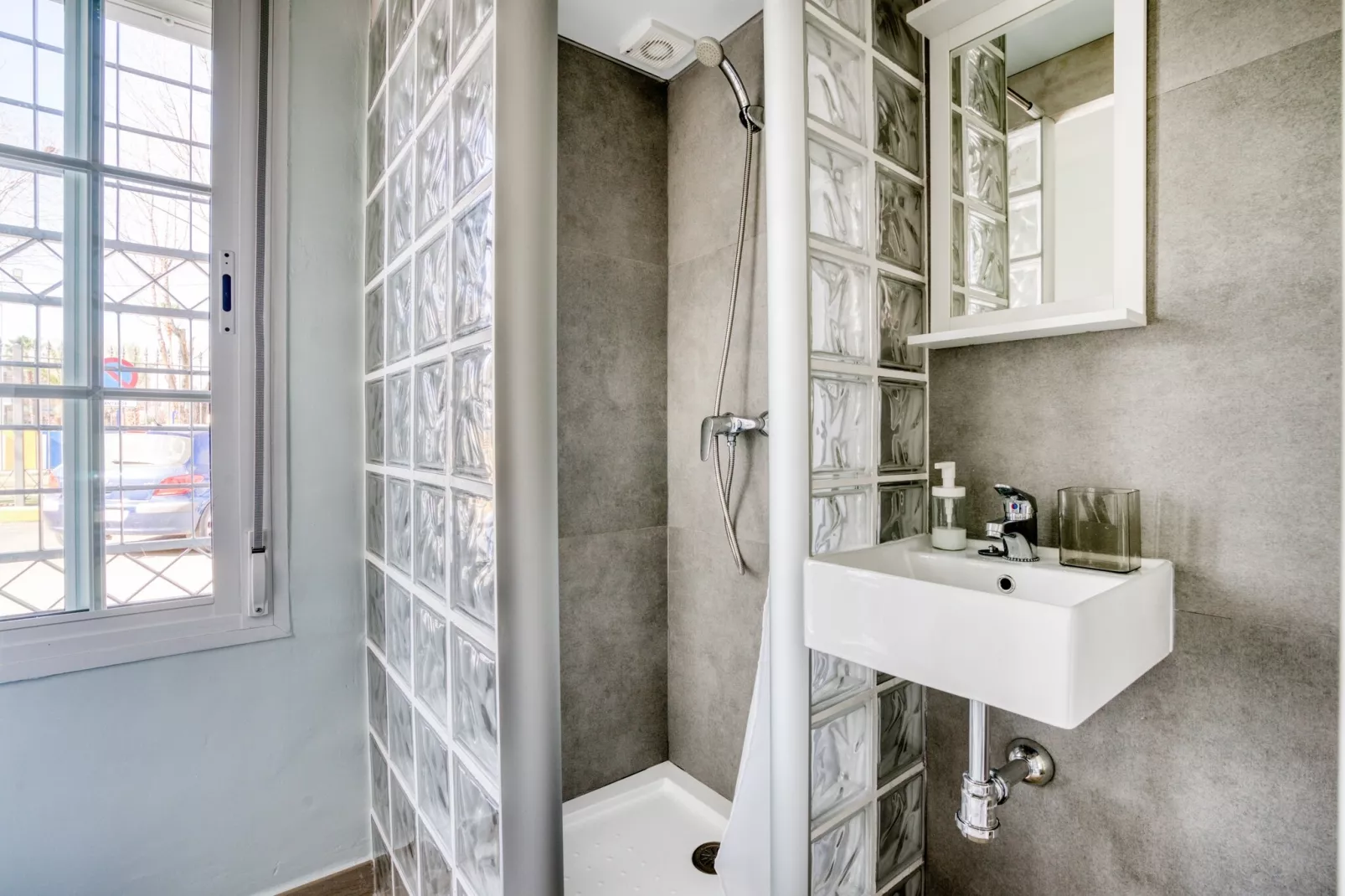 Casa De Huéspedes La Huerta-Bathroom