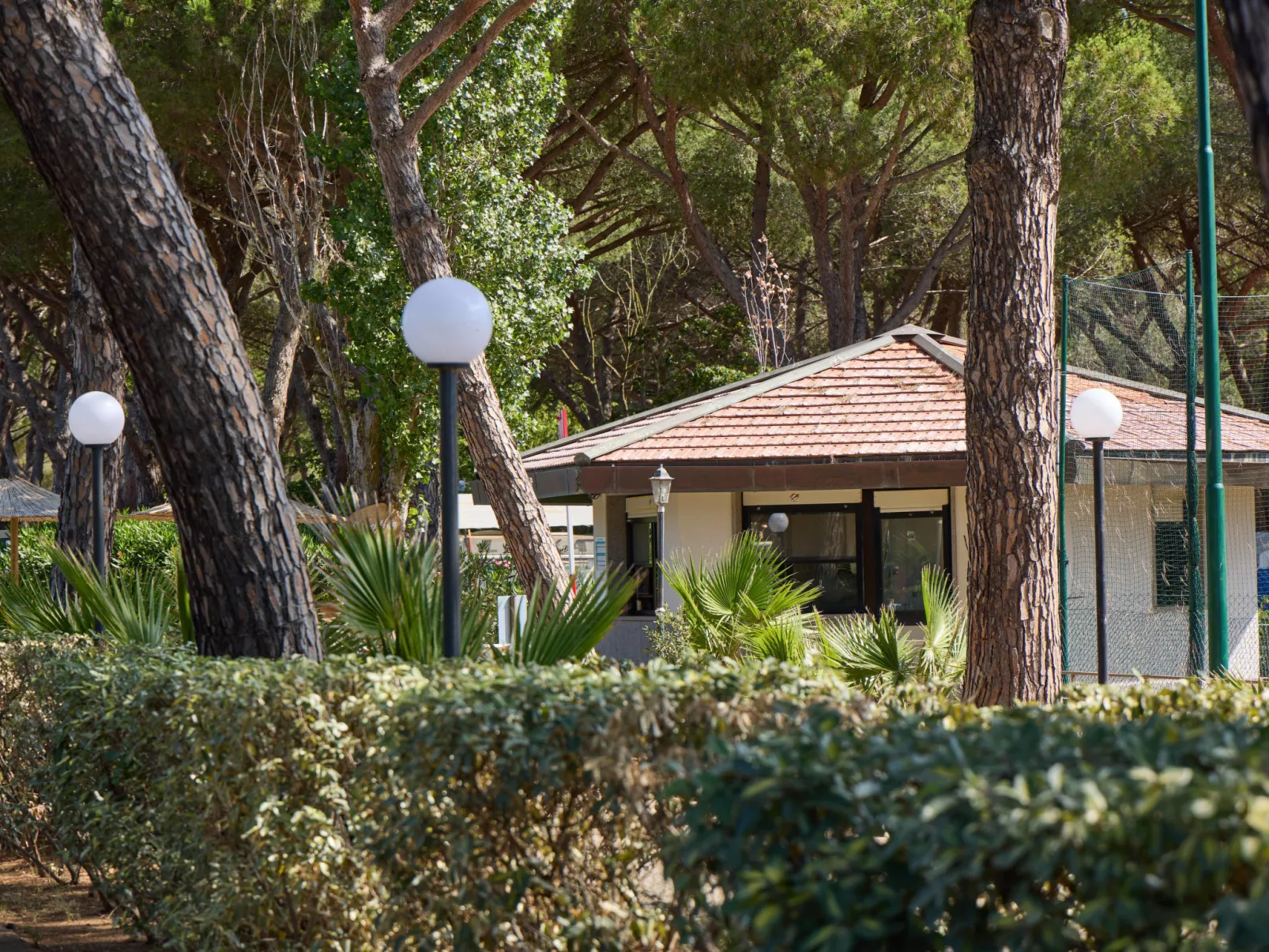 Costa D'Argento-Outside