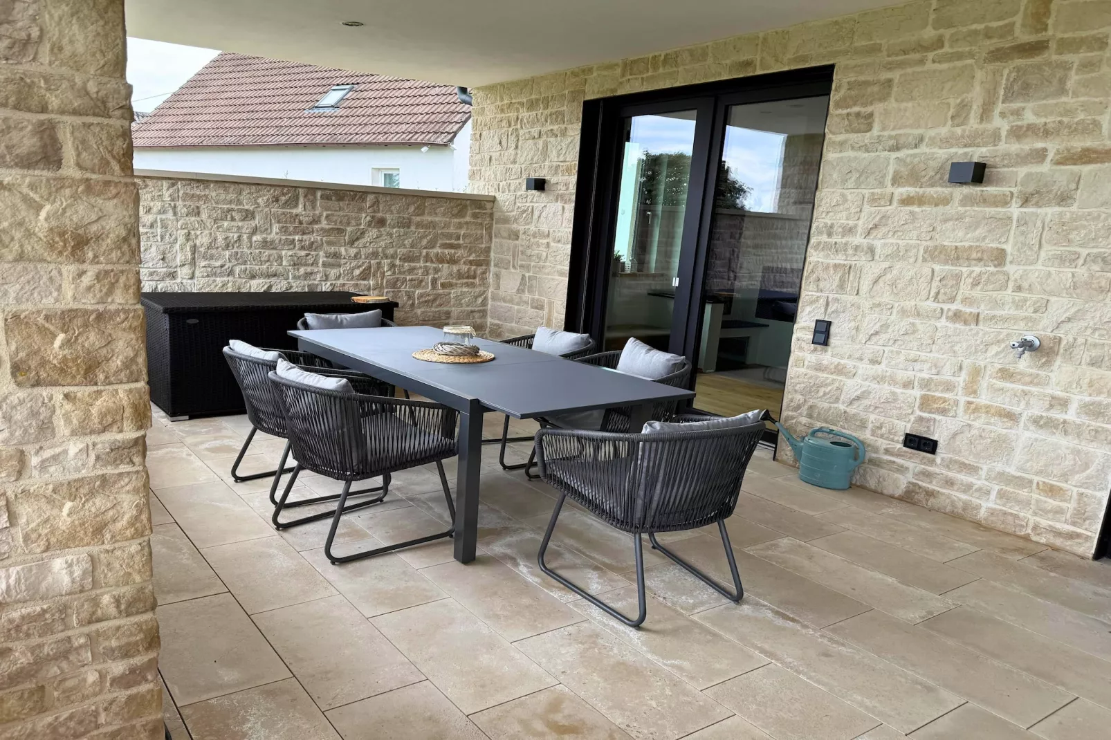 Eifel-Finca mit Whirlpool und Gartenlounge-Terrace balcony