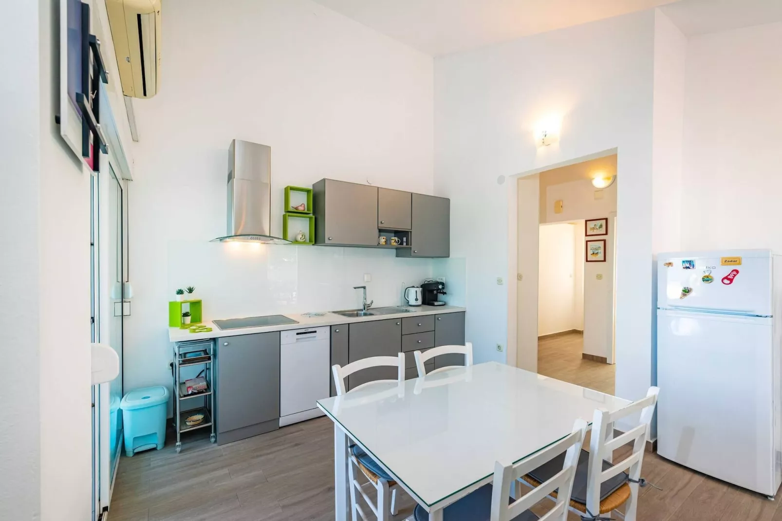 Sea view apartment Dajana-Cuisine