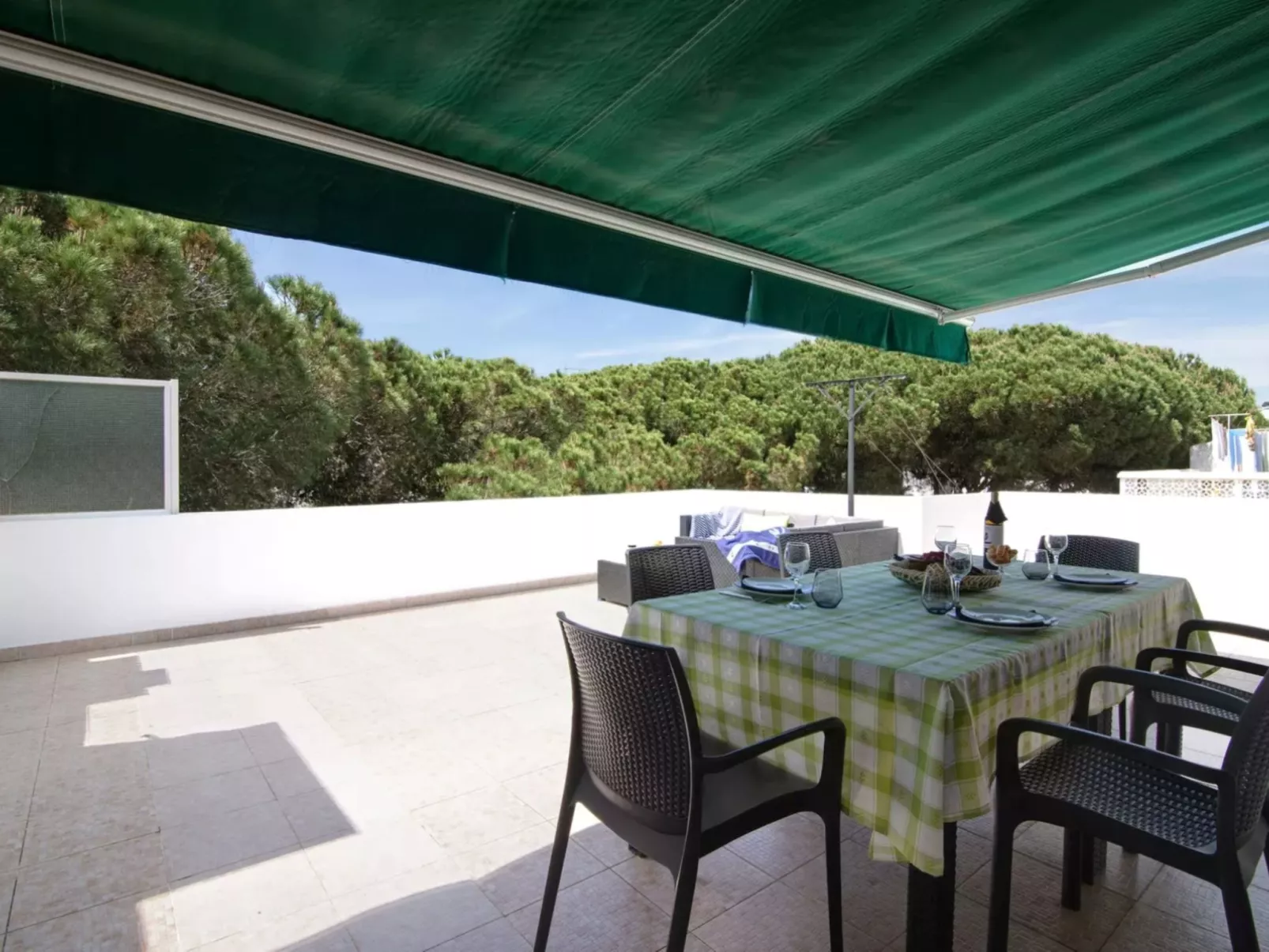 Kaya- Sunny Way-Draußen