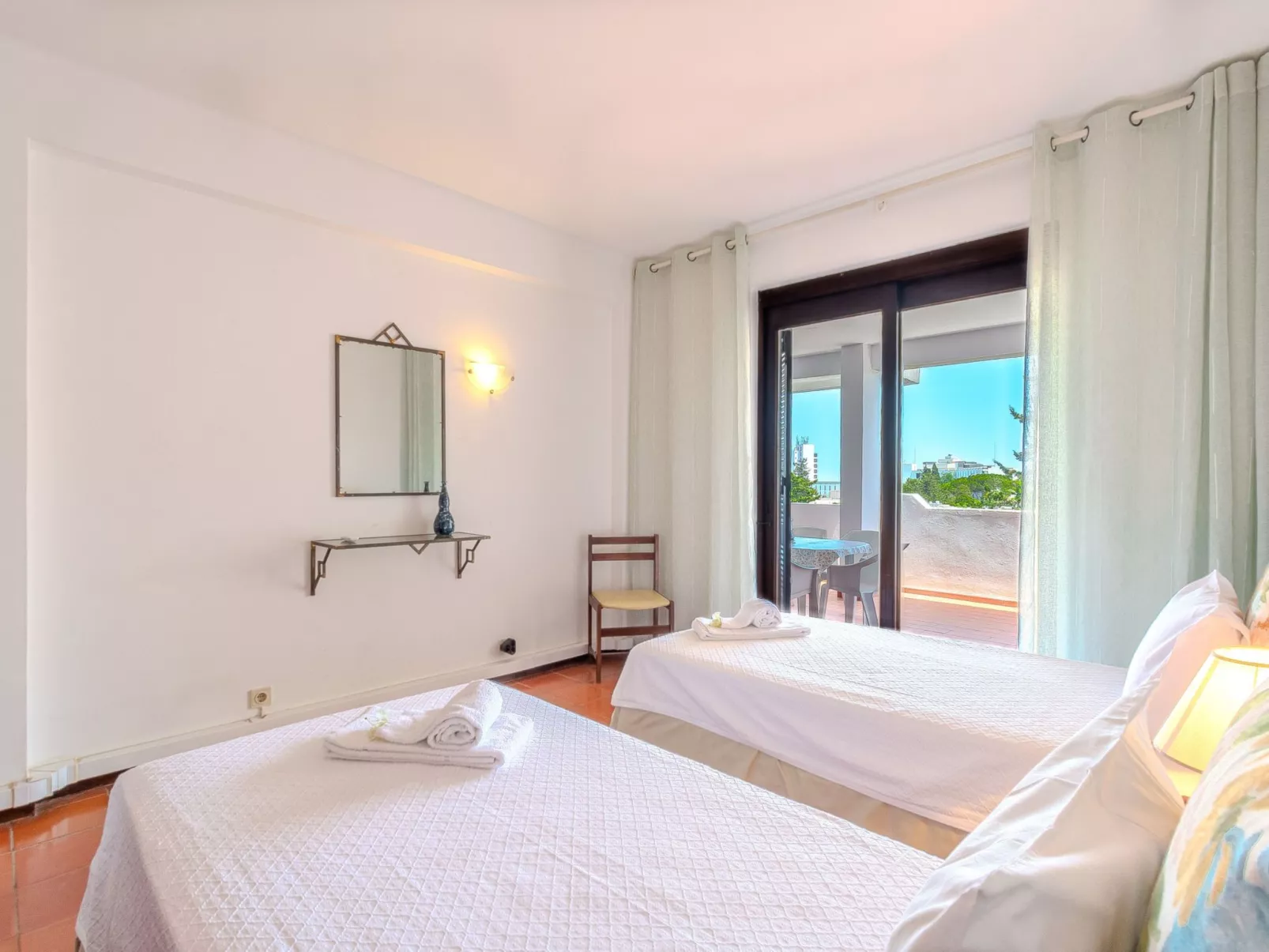 Lima - Sunny Way-Dedans