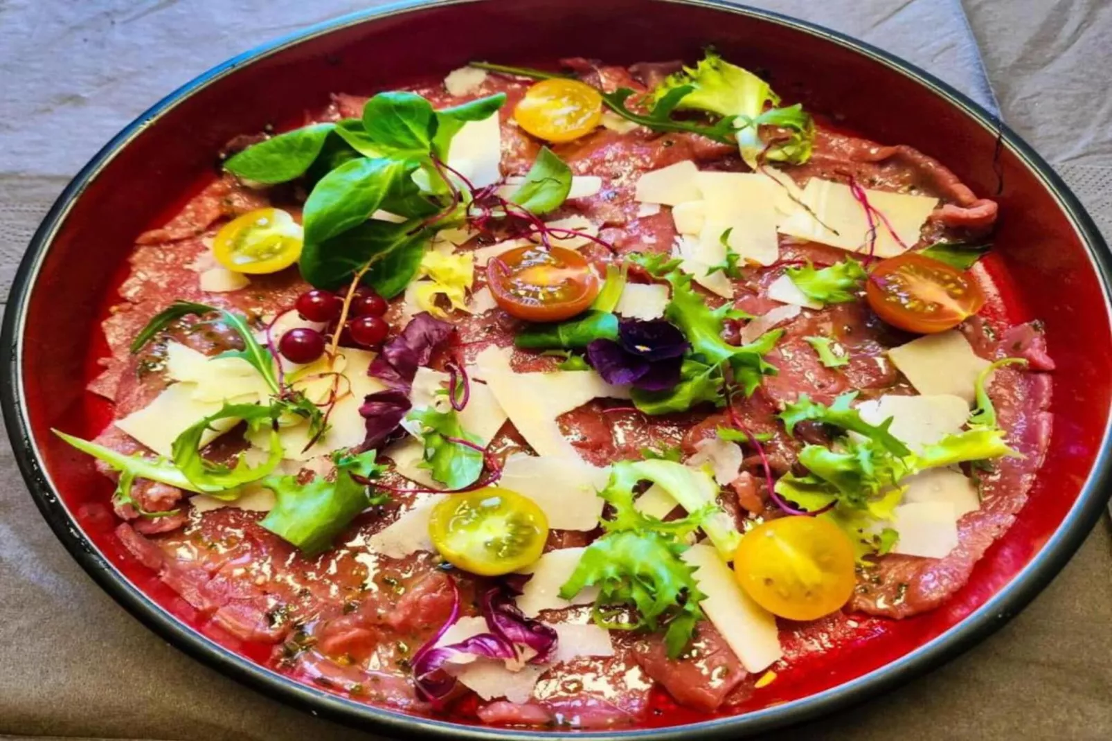 Au Coeur d'Alle - Triple Room with Bathroom-Ambiente