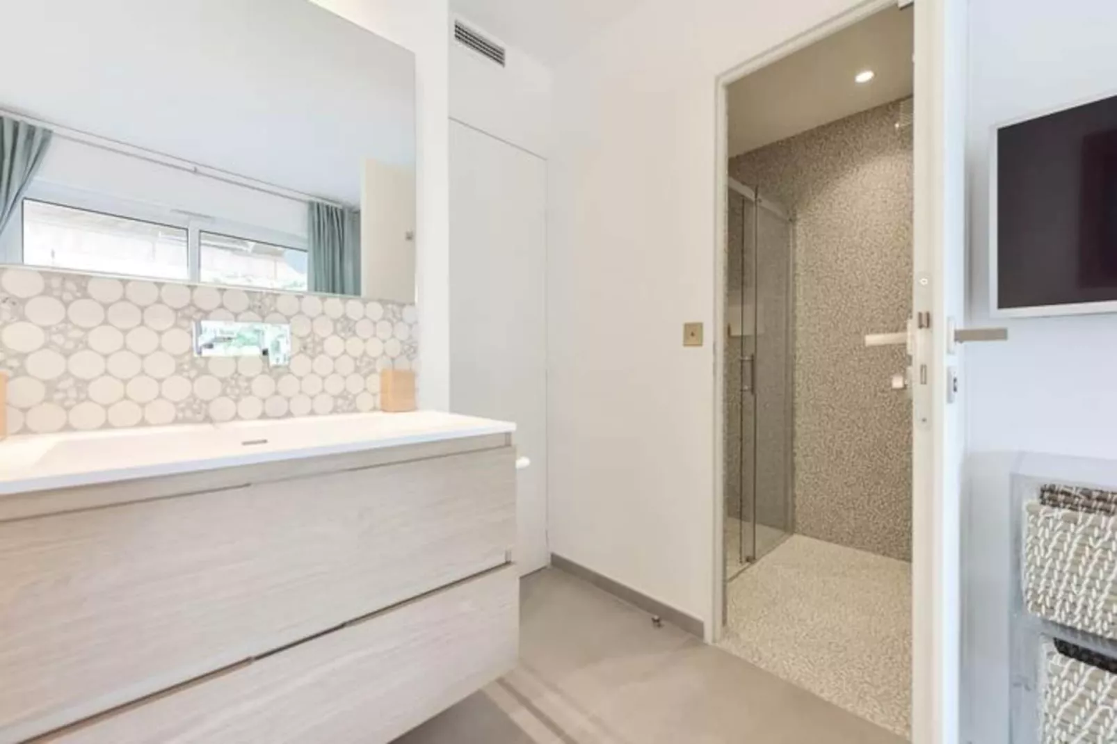 Résidence 4 Pi&egrave;ces Refait &agrave; Neuf, 3 Min De La Croisette-Untagged