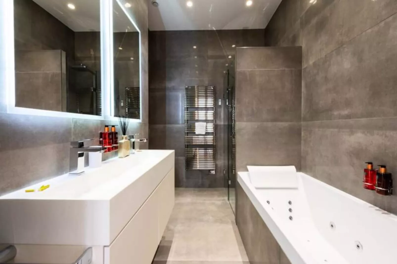 Résidence Duplex 145m² Terrasse Et Ascenseur Privé-Untagged