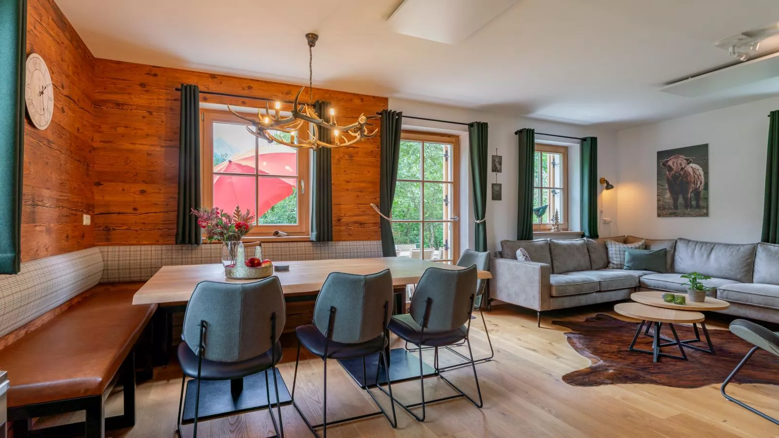 Sperlingnest-Esszimmer