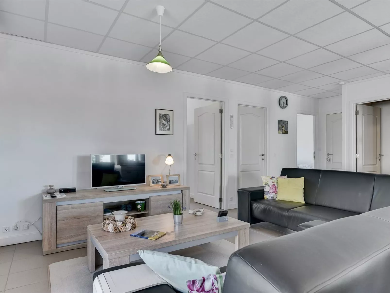 "Haralde" - 2.5km from the sea-Dedans