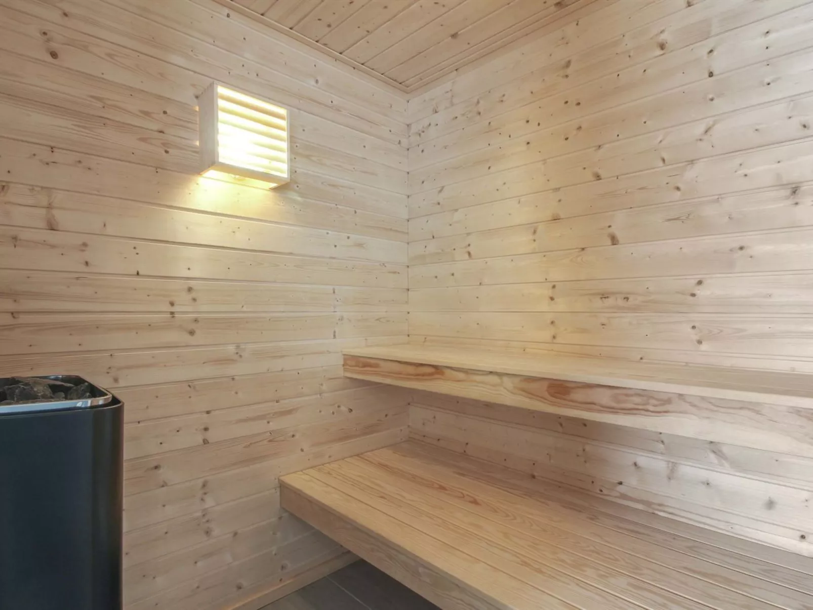 "Ariadne" - 900m from the sea-Dedans