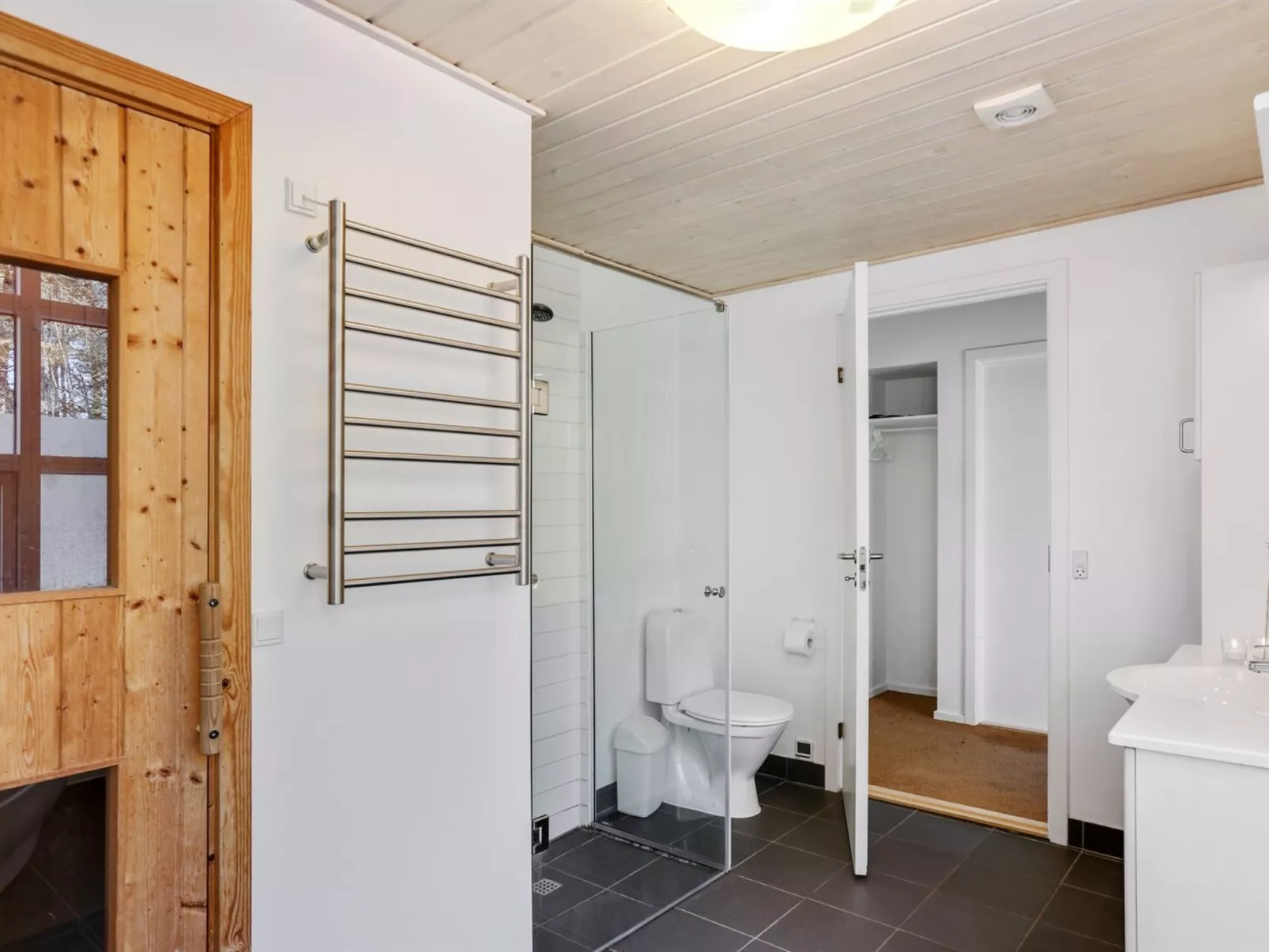 "Dorit" - 600m from the sea-Drinnen