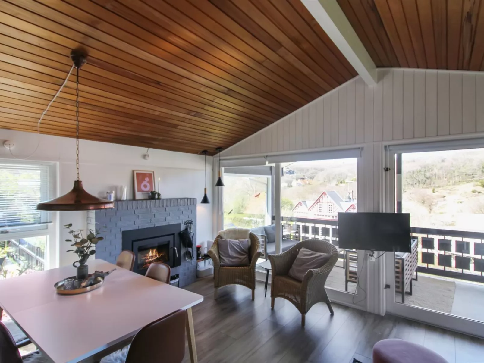 "Takenya" - 400m from the sea-Drinnen