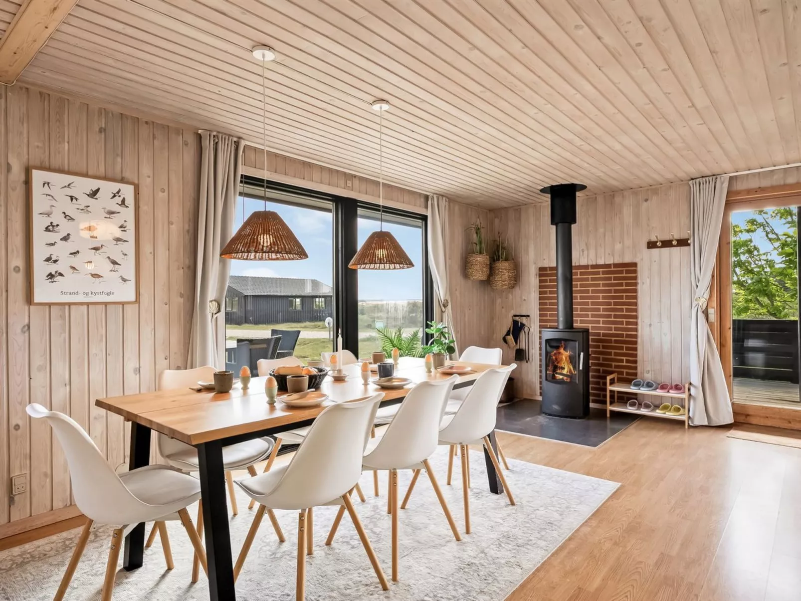 "Brunkil" - 500m from the sea-Inside