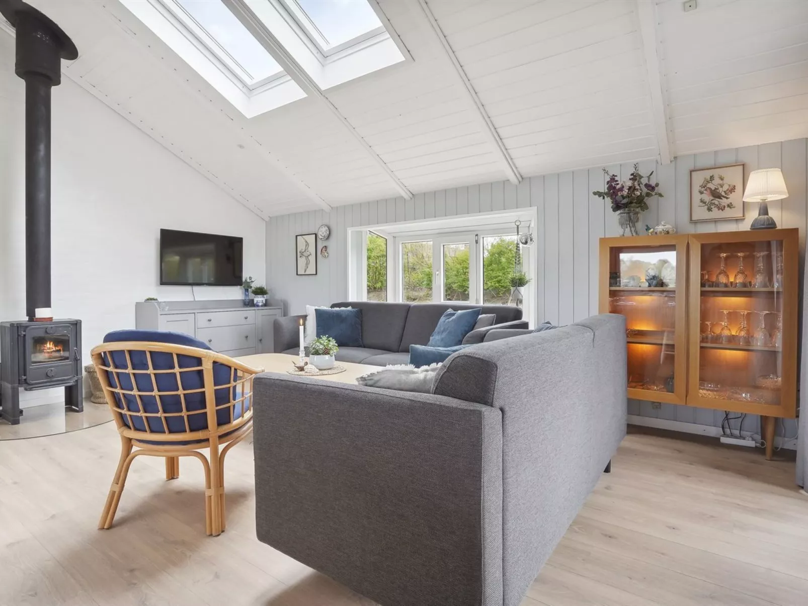 "Petrus" - 750m from the sea-Inside