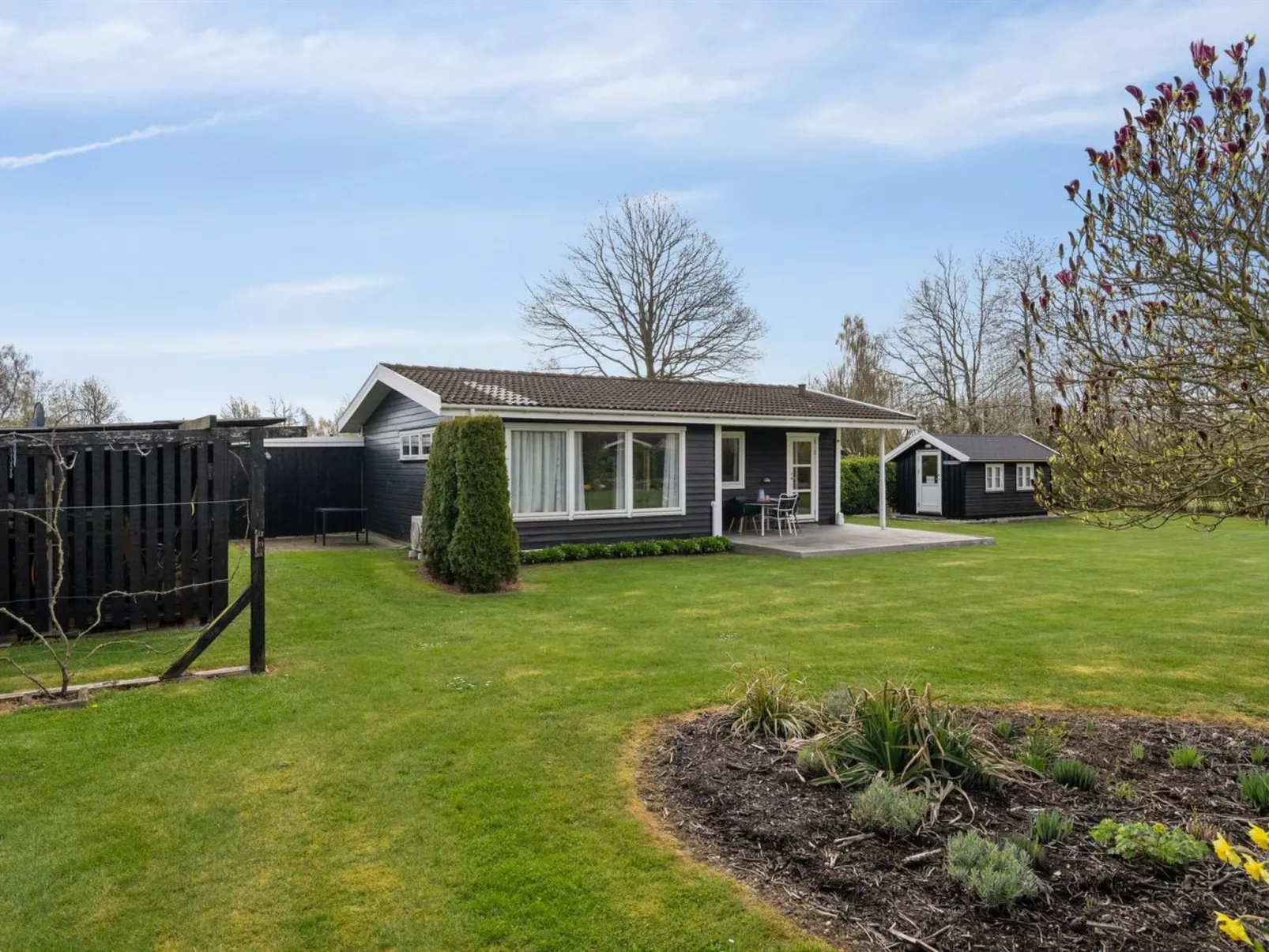 "Verneri" - 300m from the sea-Outside