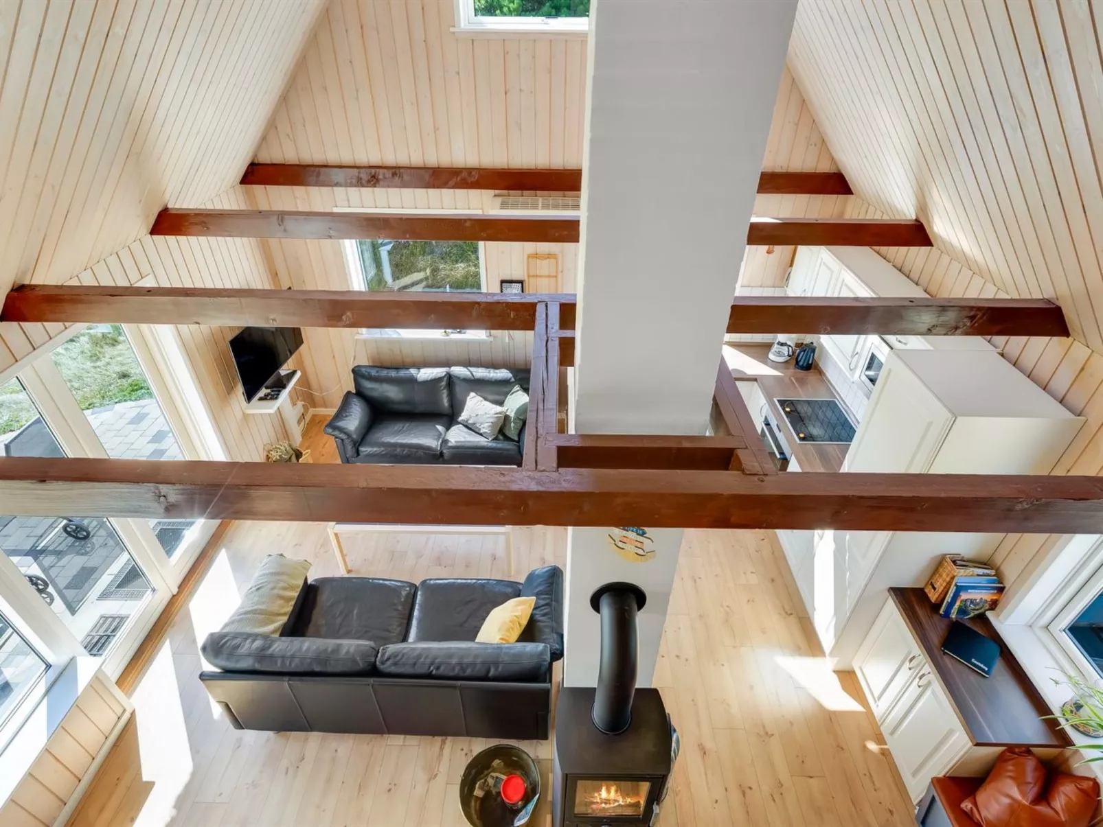 "Clare" - 4km from the sea-Dedans