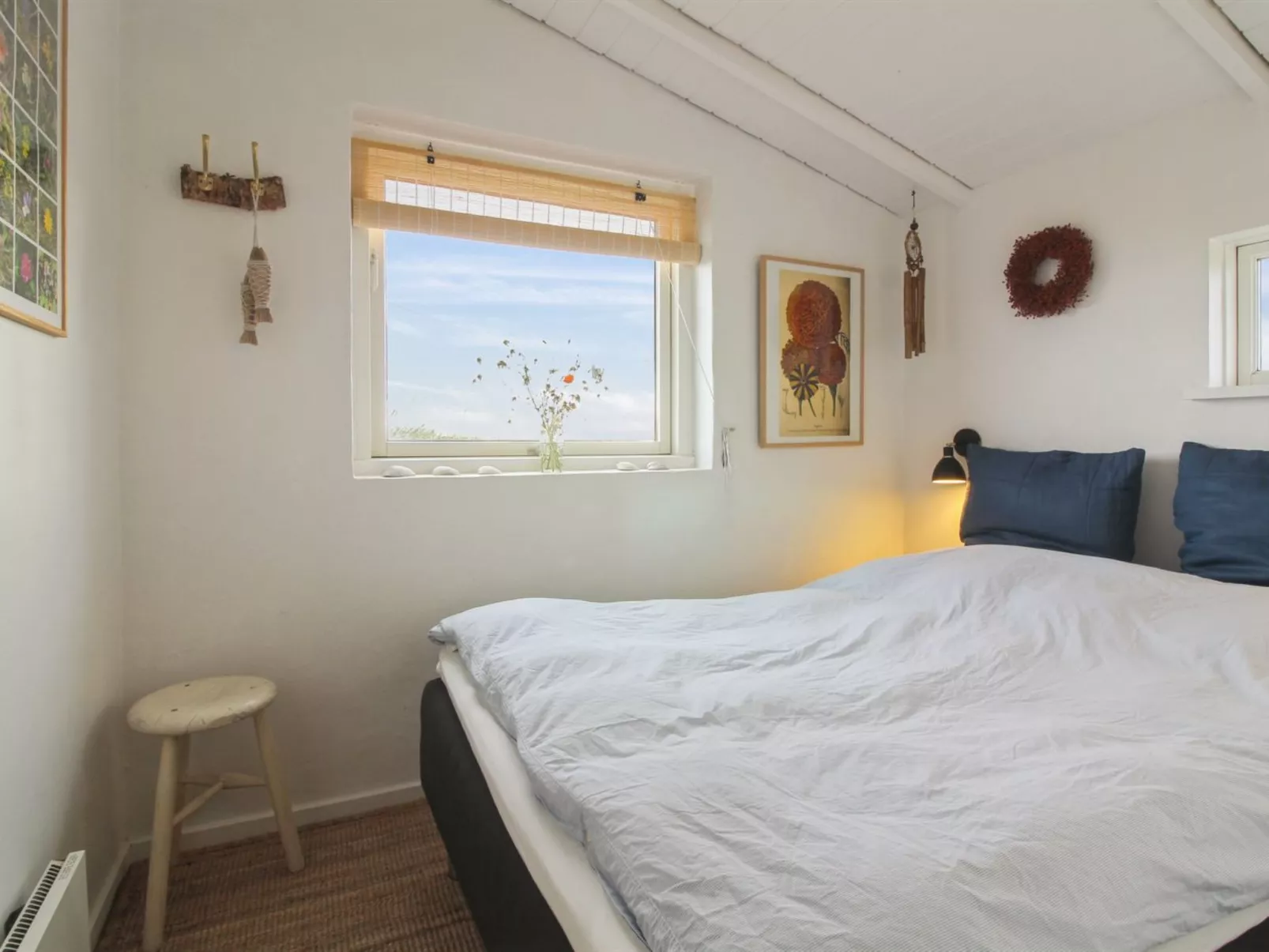 "Anissa" - 100m from the sea-Inside