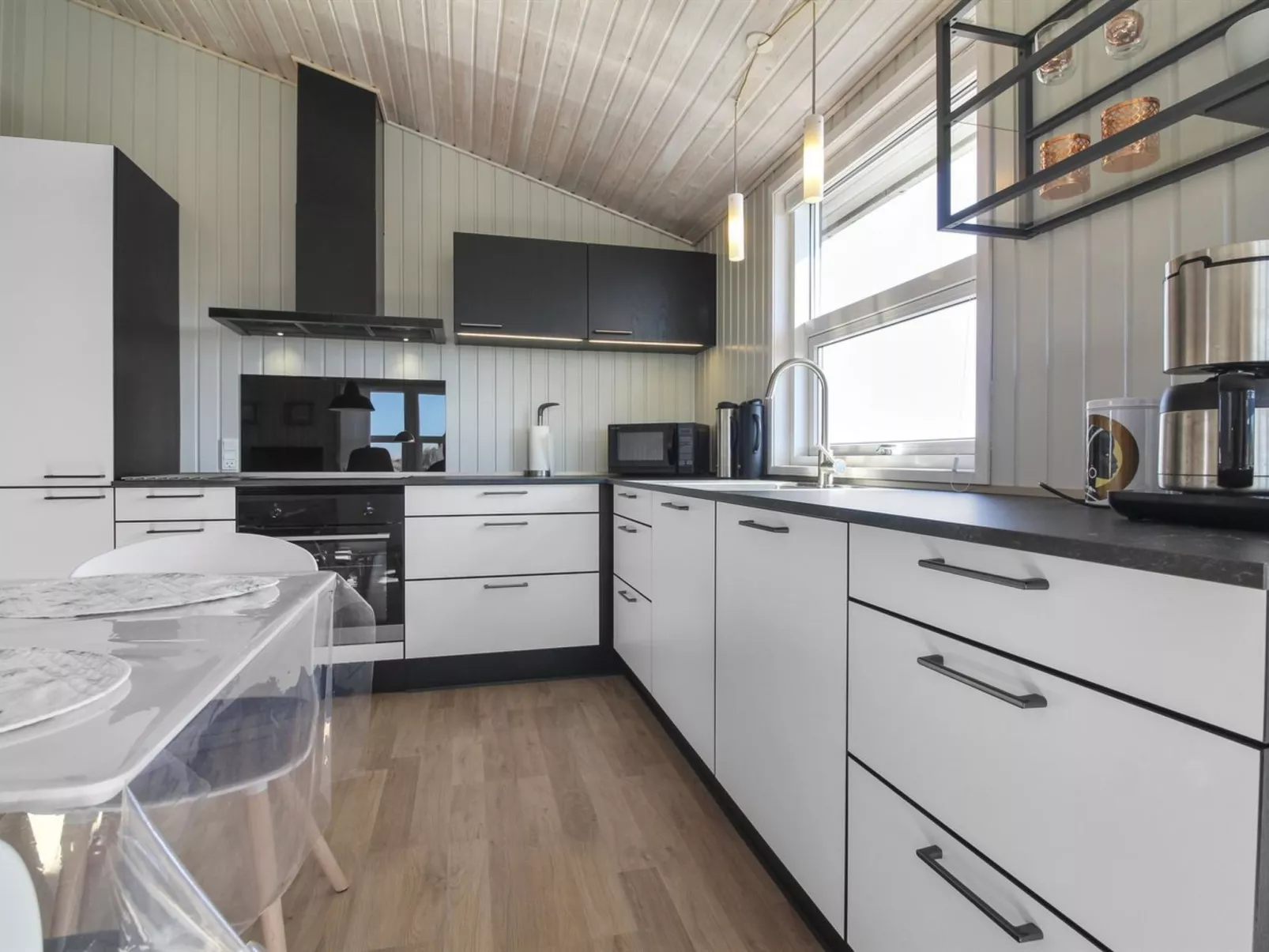 "Laghmund" - 250m from the sea-Drinnen