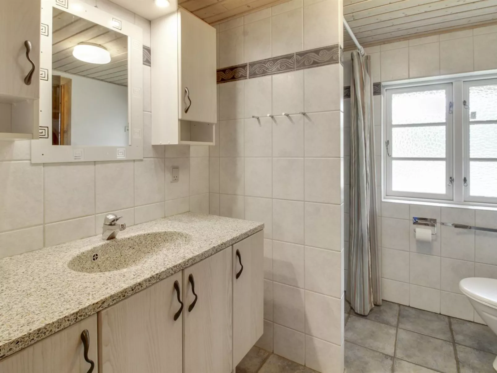 "Volmar" - 3.5km from the sea-Inside