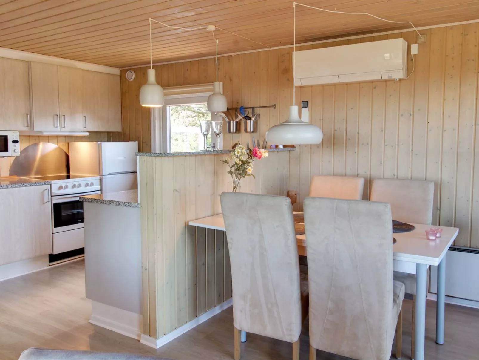 "Zekine" - 2.5km from the sea-Dedans