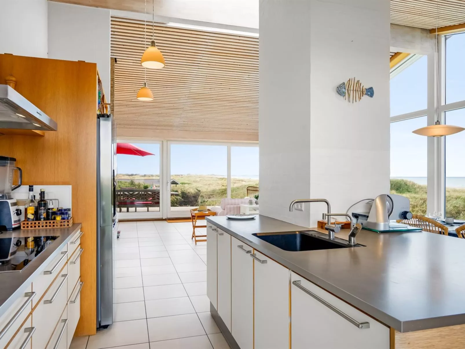 "Tinea" - 50m from the sea-Inside