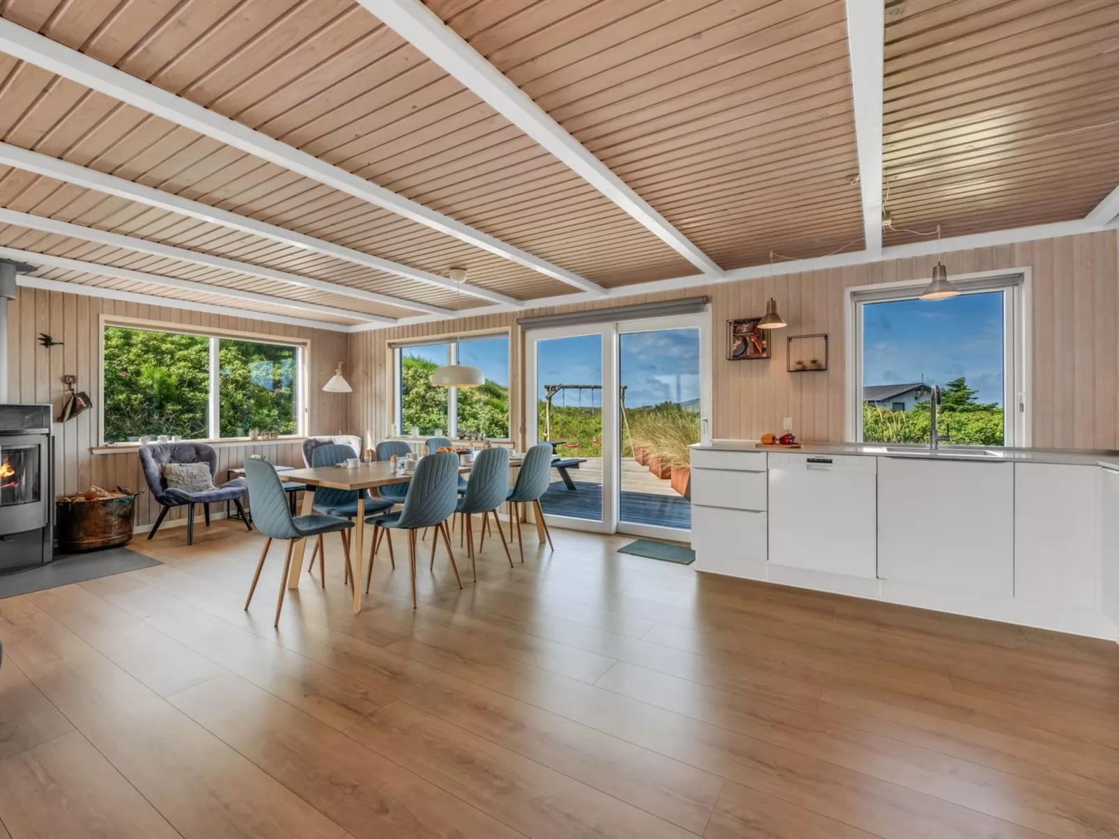 "Talia" -  from the sea-Dedans