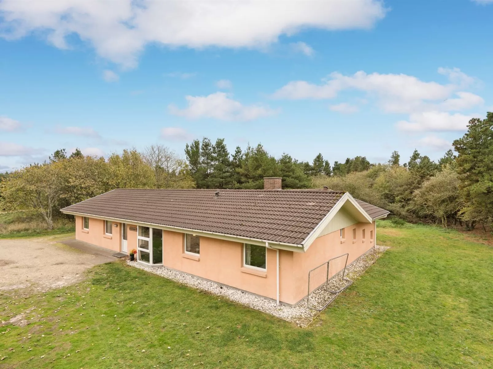 "Vicktoria" - 500m to the fjord-Draußen