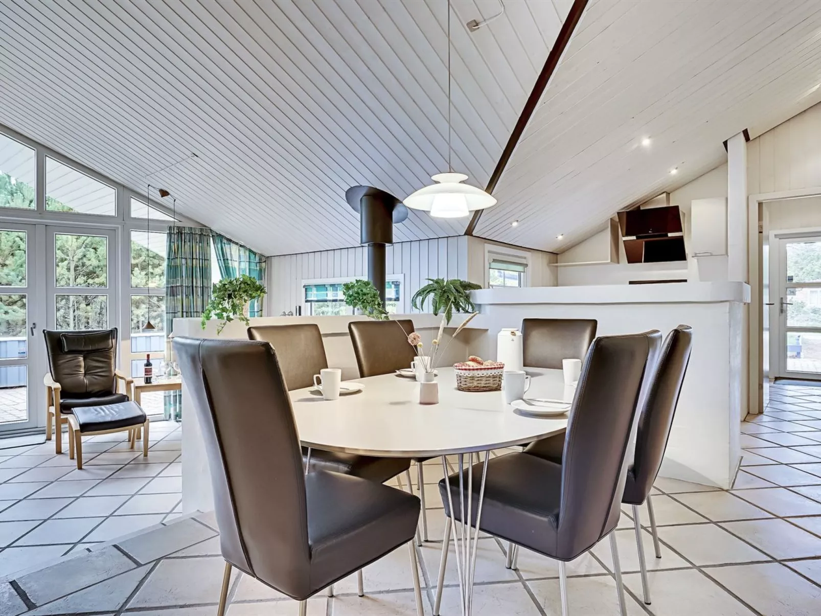 "Guththorm" - 600m from the sea-Dedans