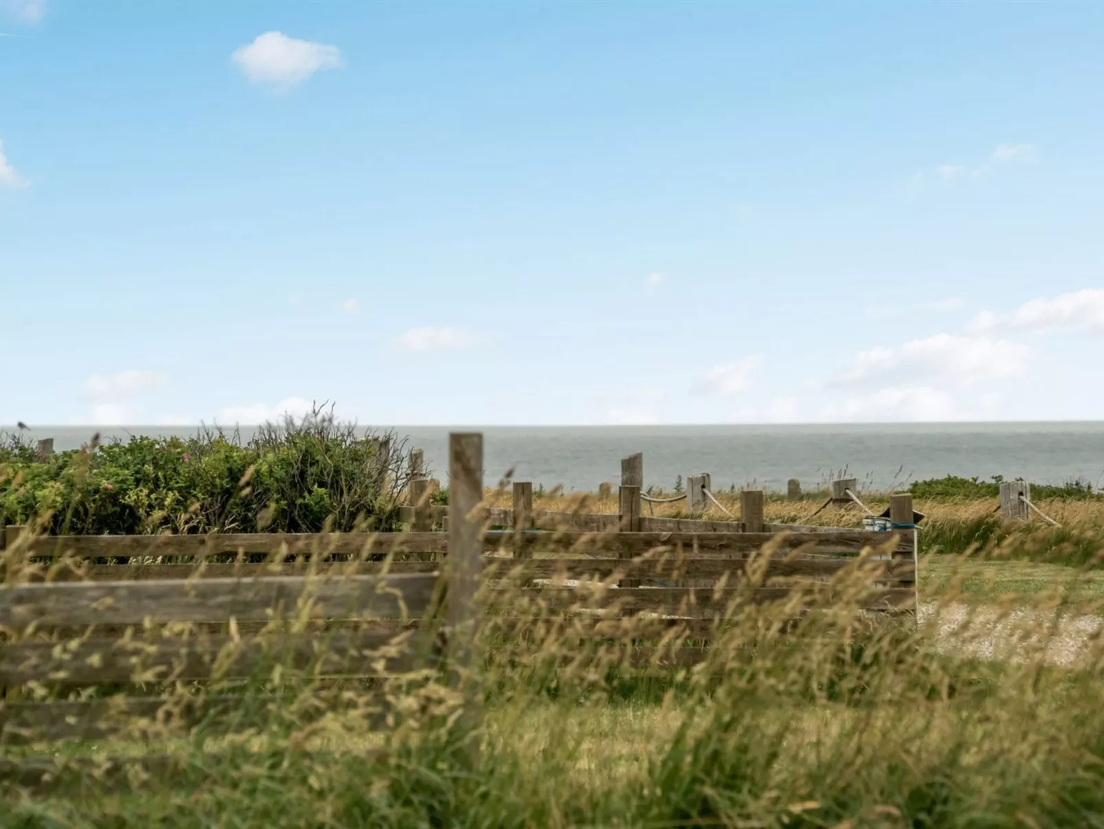 "Eyvin" - 100m from the sea-Outside