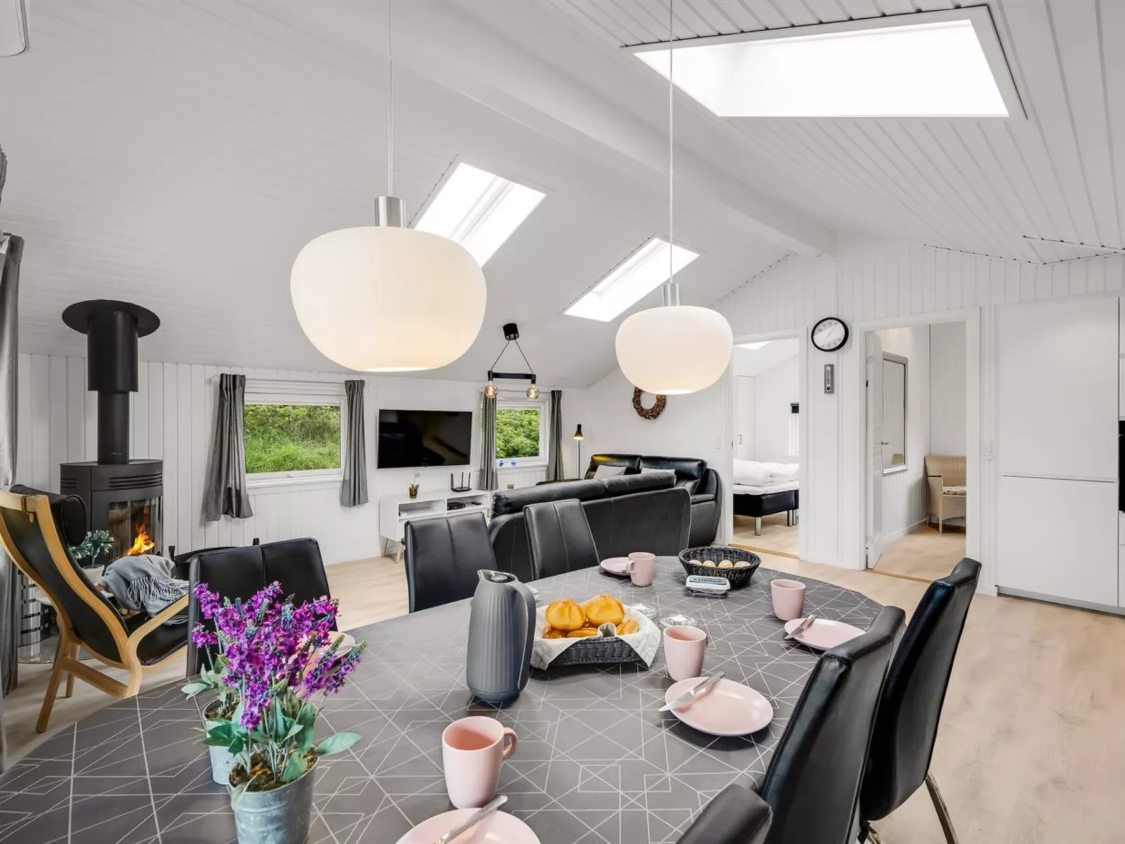 "Kari" - 900m from the sea-Dedans