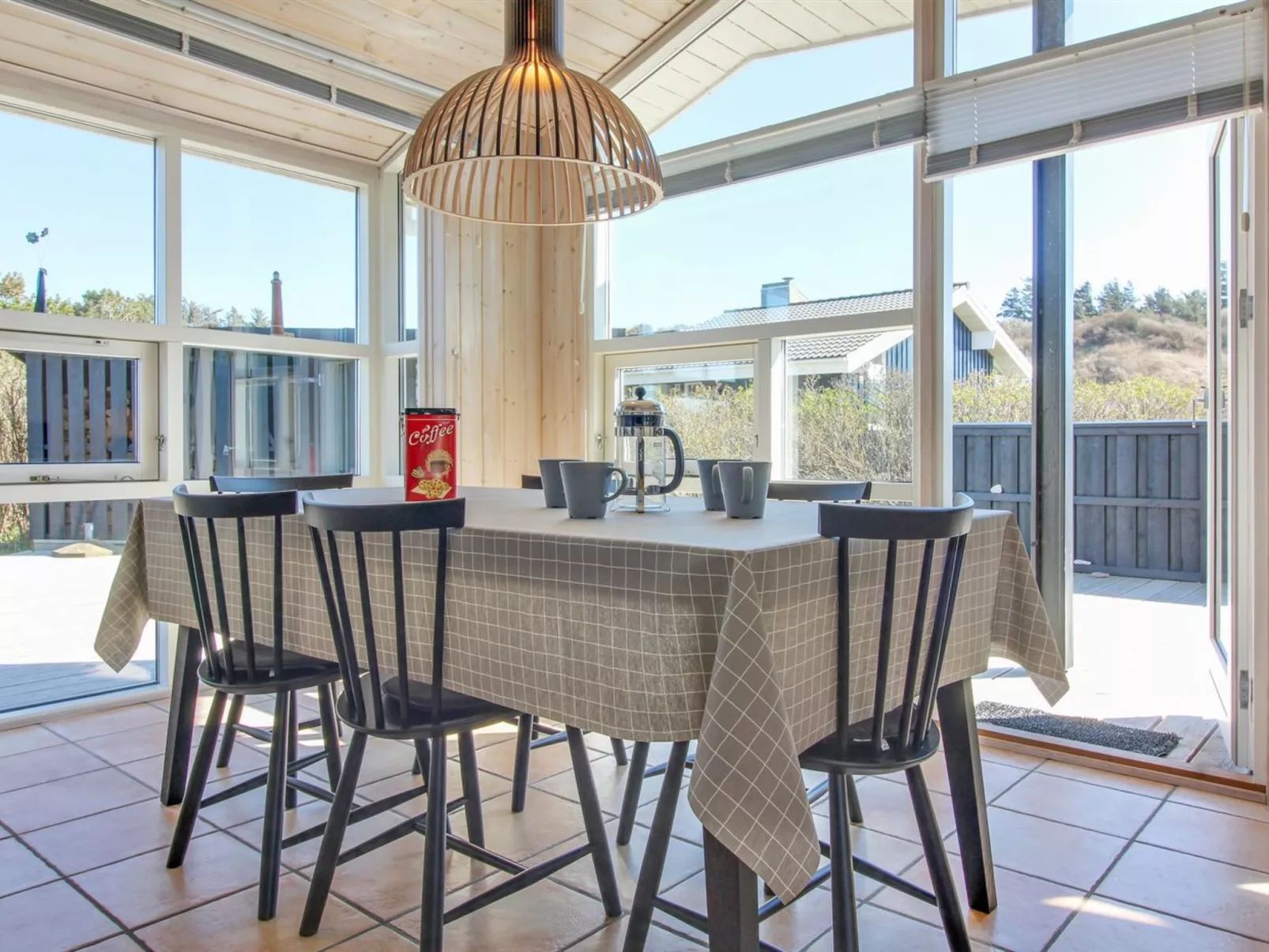 "Arkil" - 300m from the sea-Drinnen