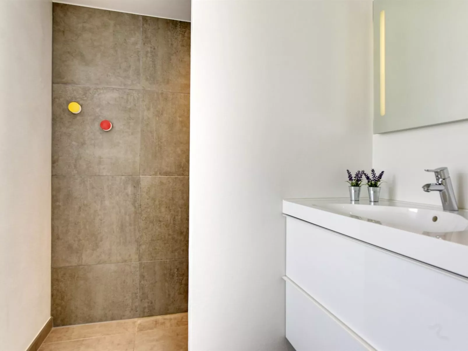 "Hillegonde" - 84m from the sea-Inside