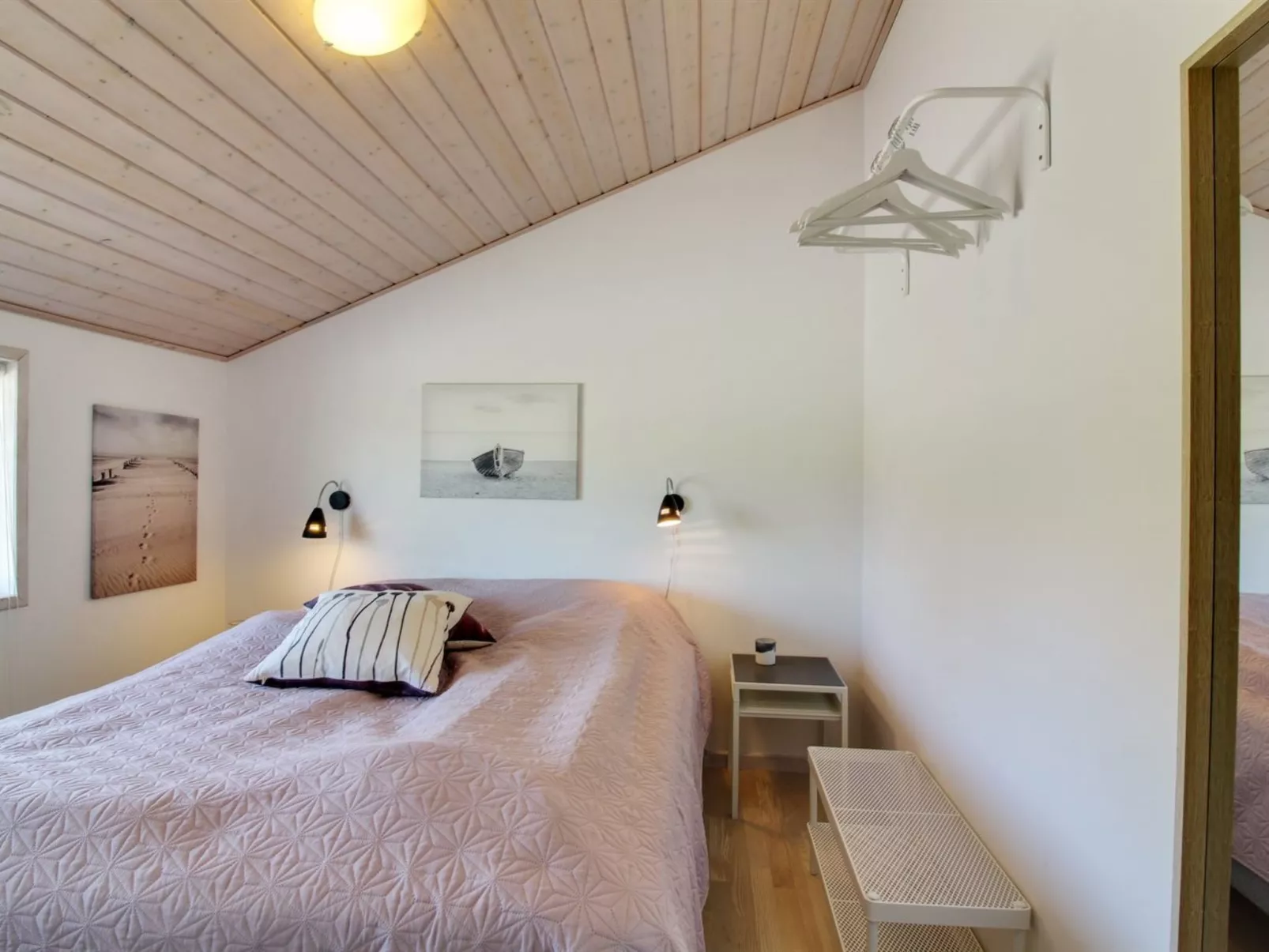 "Hampus" - 500m from the sea-Inside