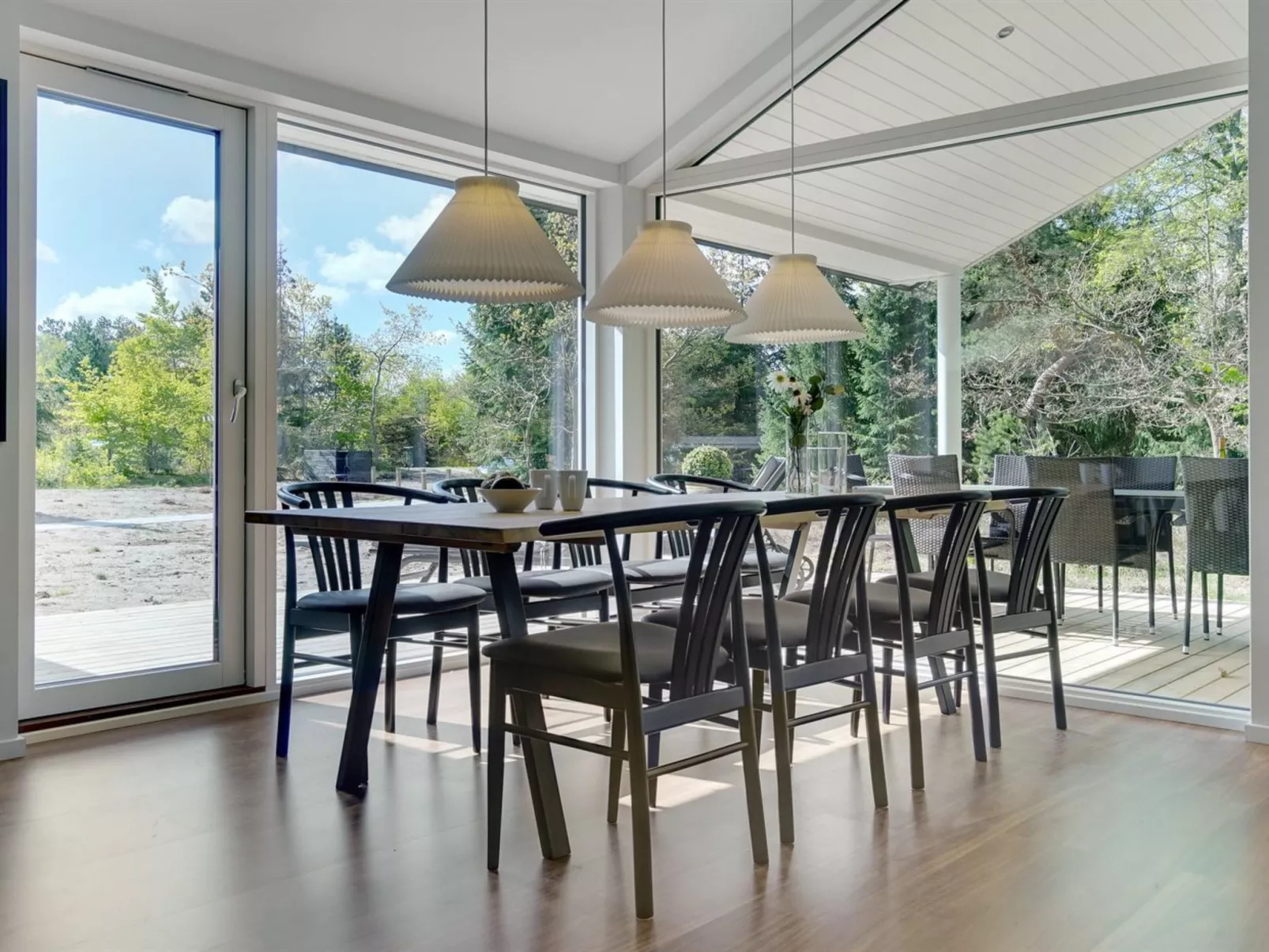 "Rikkie" - 150m to the fjord-Dedans