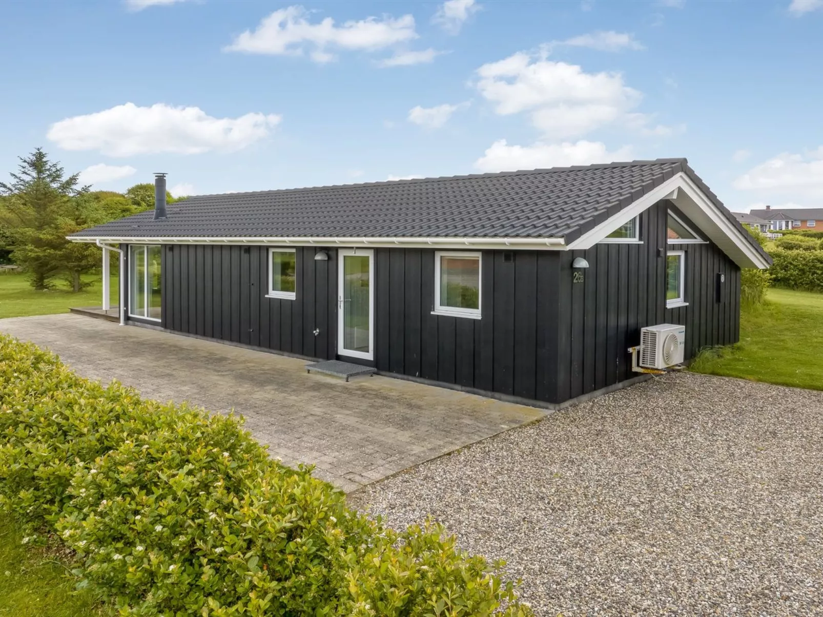 "Tanna" - 330m to the fjord-Outside