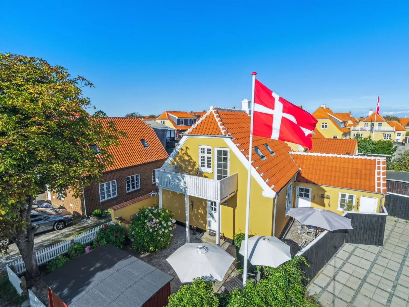 "Ortrud" - 200m from the sea-Outside