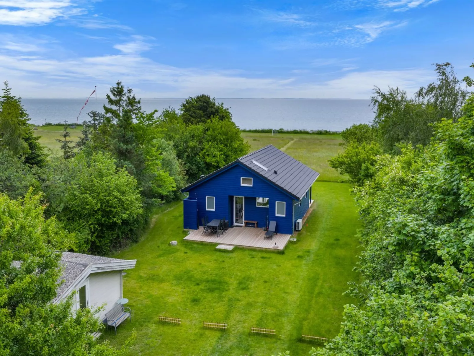 "Mato" - 100m from the sea-Outside