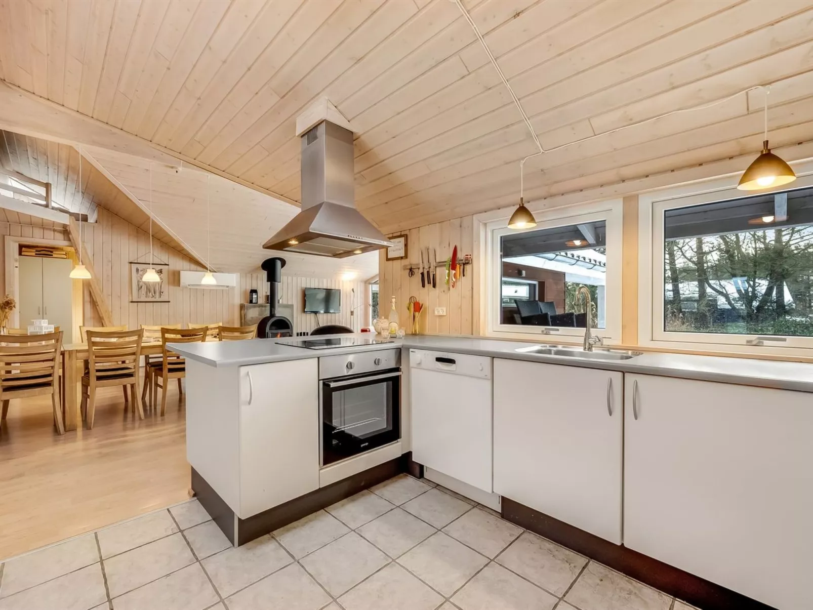 "Elfrun" - 250m from the sea-Inside