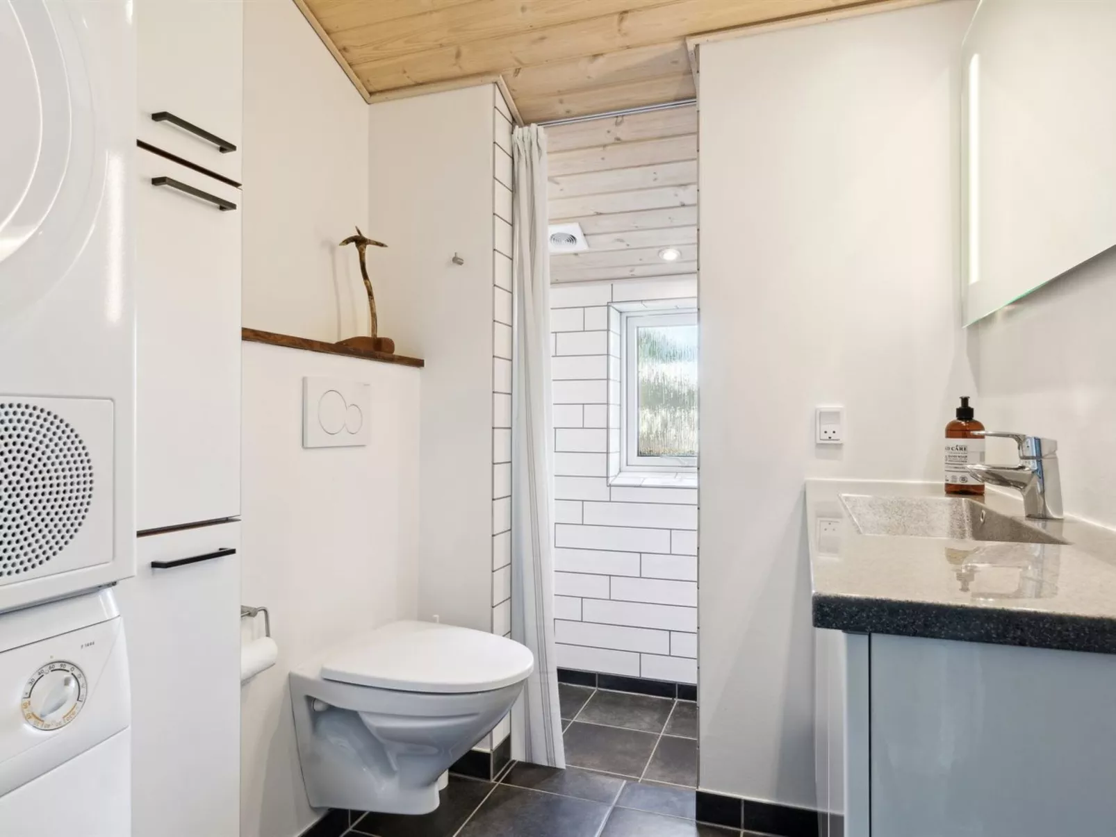 "Marissa" - 200m from the sea-Inside