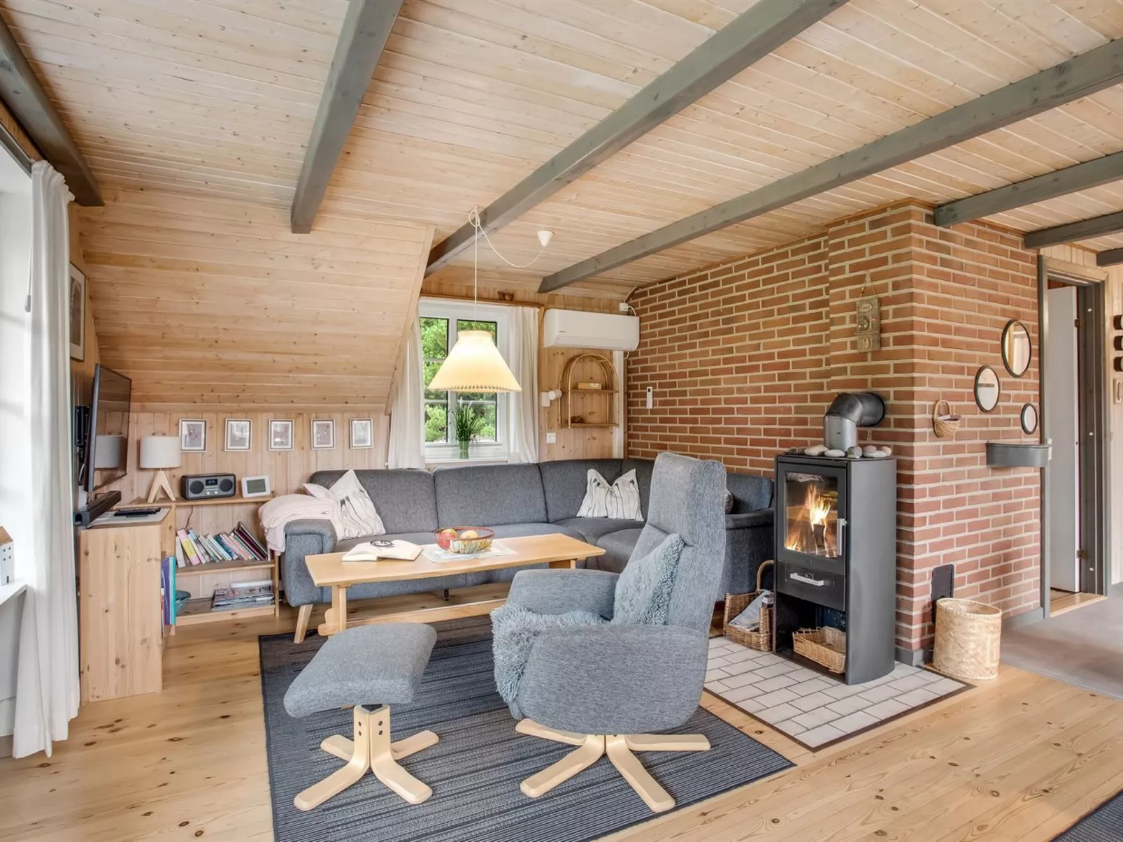 "Hakun" - 4km from the sea-Dedans