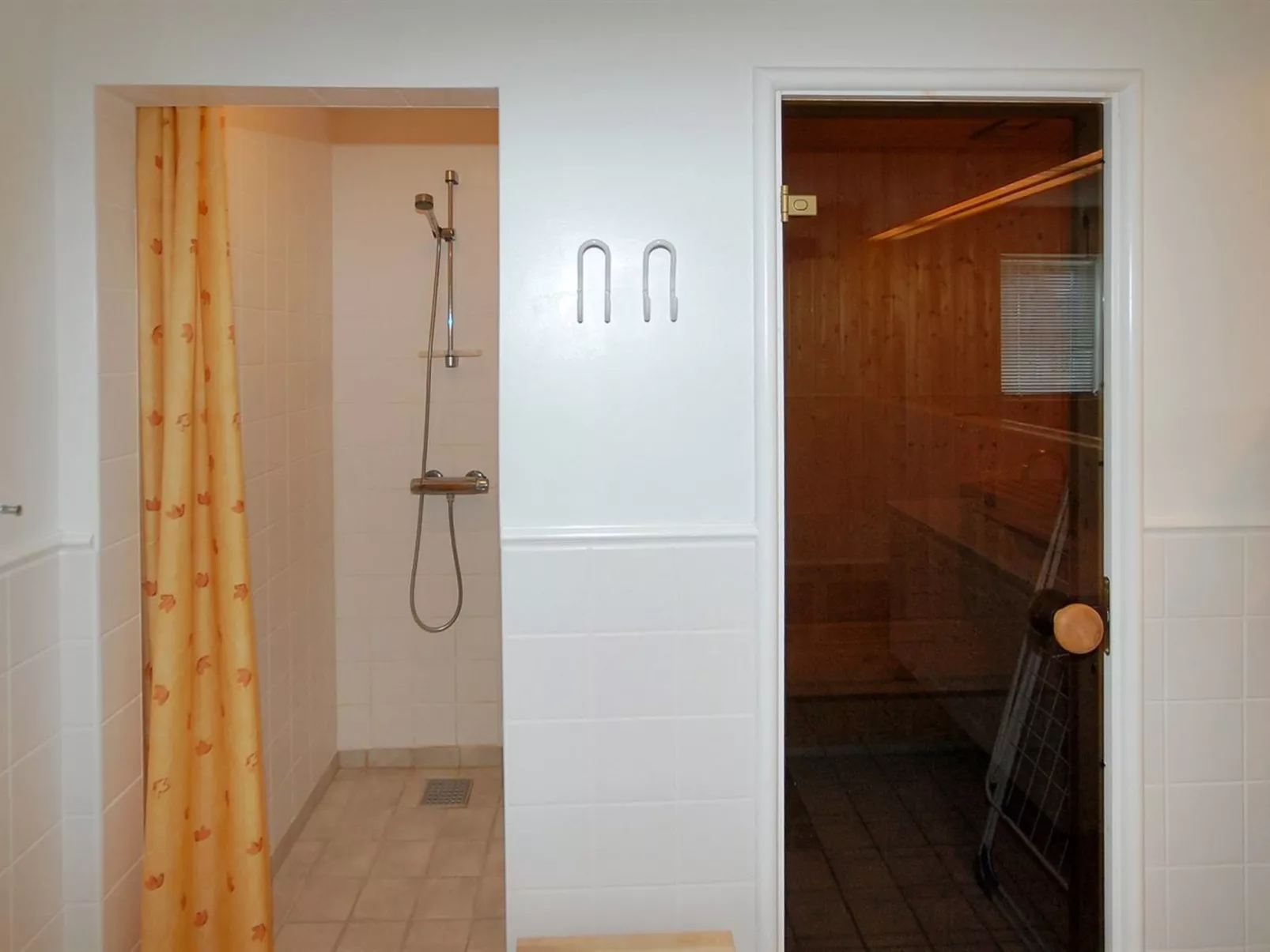 "Stine" - 1km from the sea-Drinnen